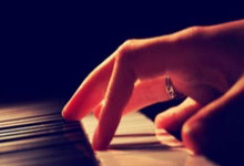 国内足球联赛中爆发多场精彩比赛