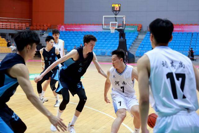 b体育娱乐-包含河南男篮球员士气高昂，战意昭然的词条