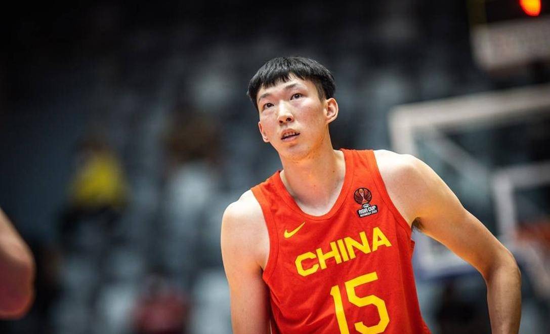 中国男篮NBA夏联集锦周琦17分9板，中国男篮胜黄蜂的简单介绍
